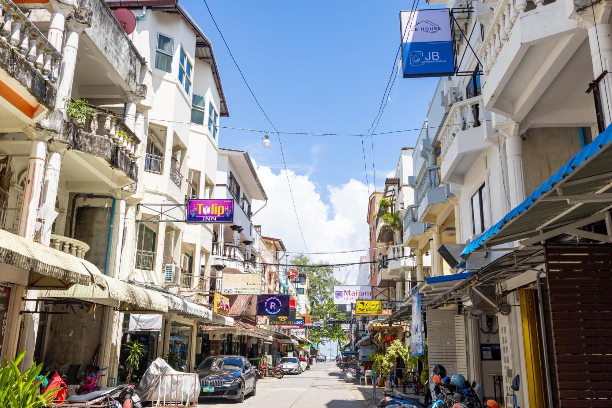 Jb House Patong Hostel Eksteriør bilde