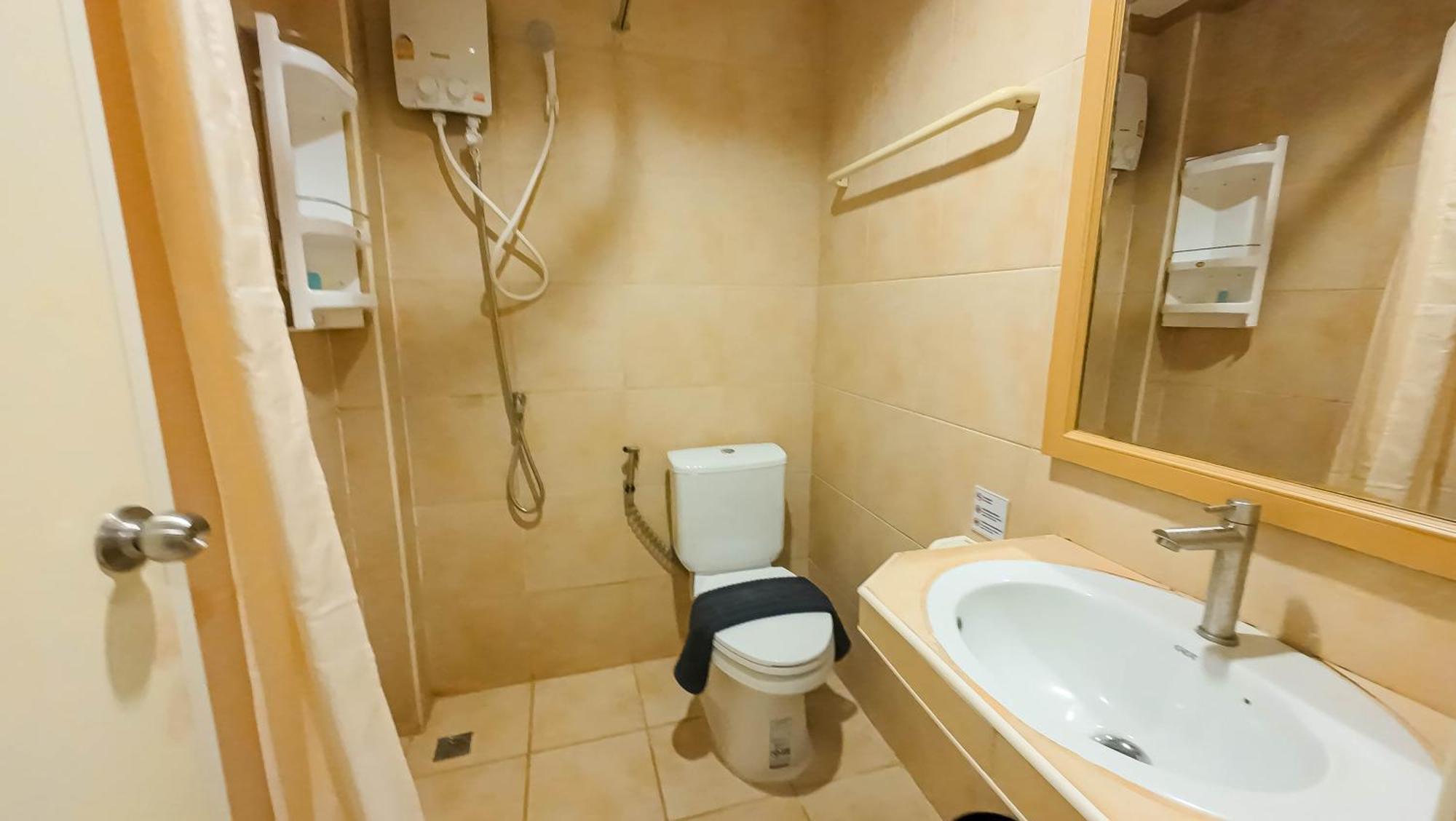 Jb House Patong Hostel Eksteriør bilde