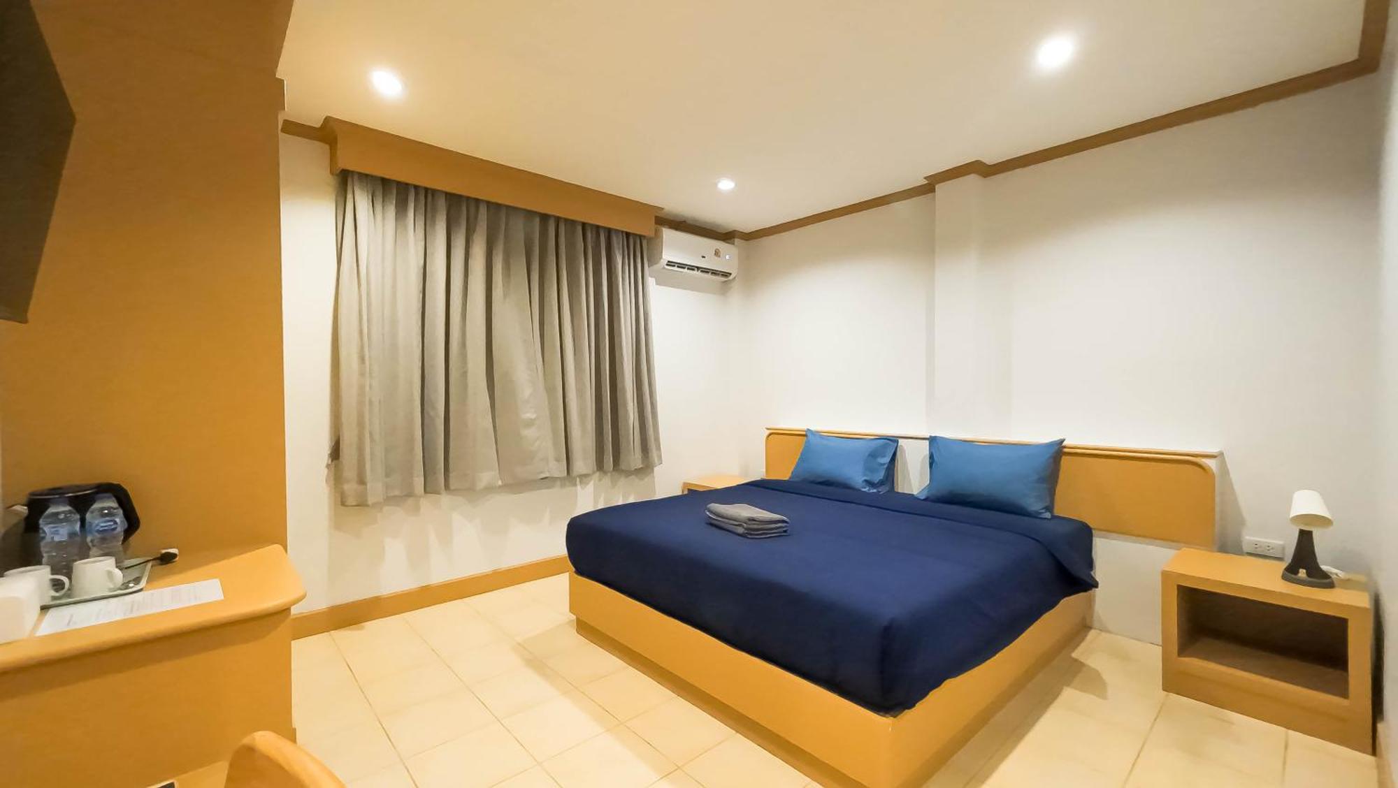 Jb House Patong Hostel Eksteriør bilde