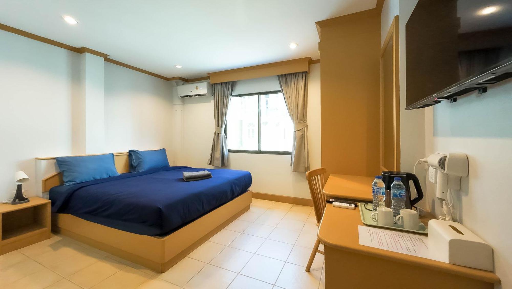 Jb House Patong Hostel Eksteriør bilde